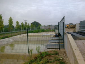 Installation-complete-d'un-laveur-haute-pression-decrotteur-de-roue