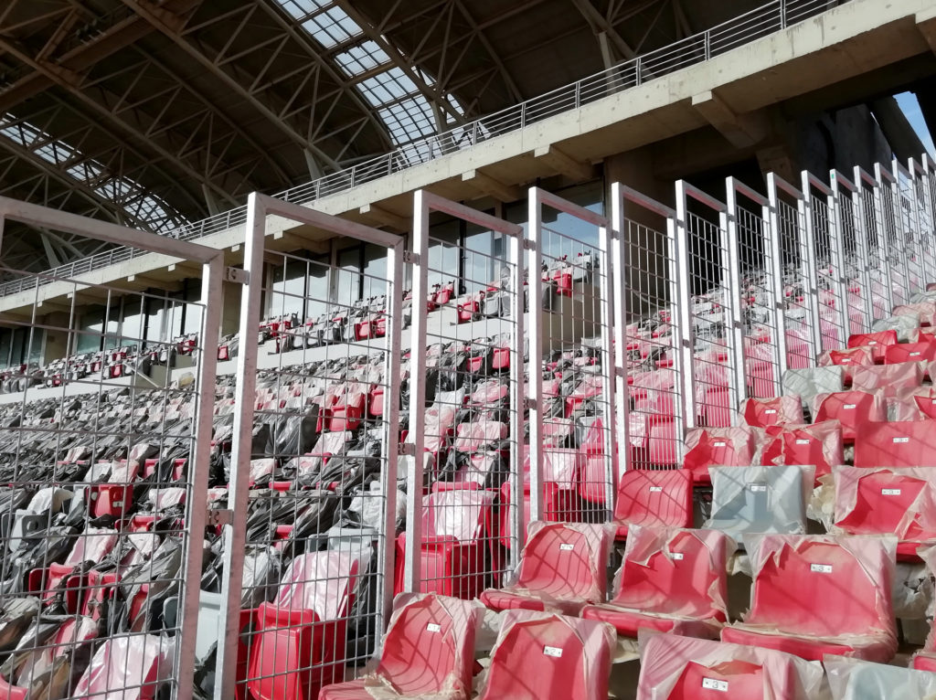 Grilles anti-franchissement de sécurisation au stade d'Oran
